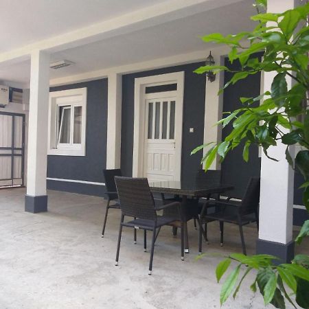 Luka Apartment Ulcinj Eksteriør billede