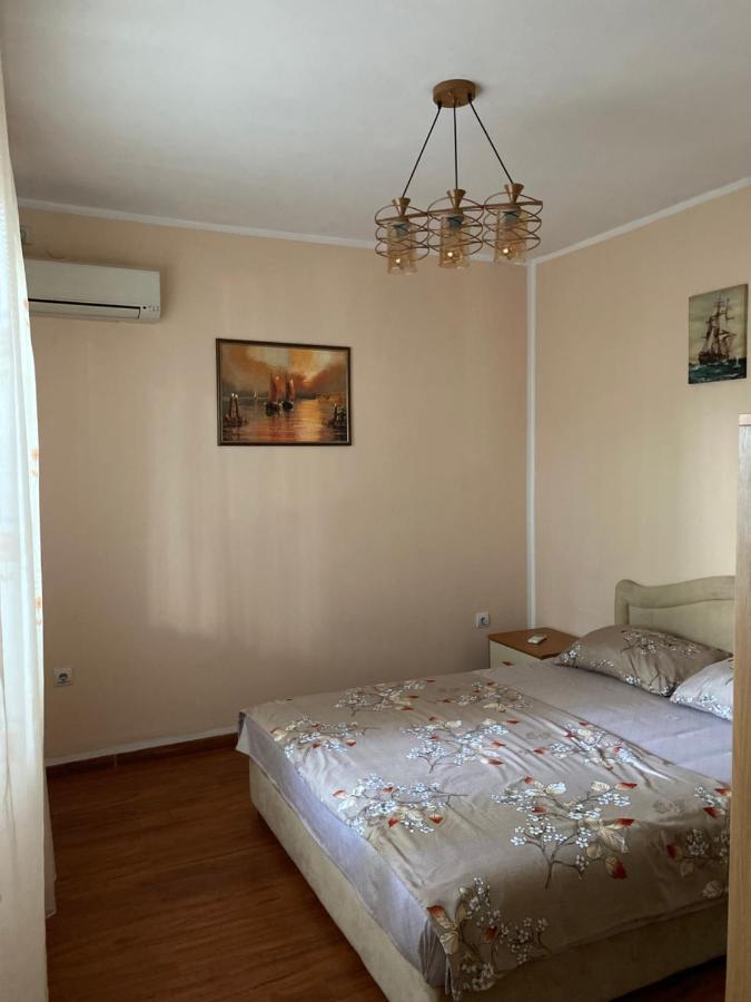 Luka Apartment Ulcinj Eksteriør billede